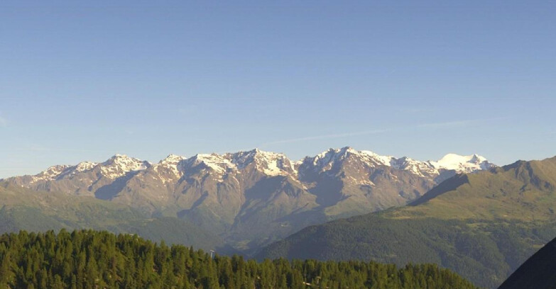 Webcam Folgarida-Marilleva  (Skiarea Campiglio Dolomiti di Brenta - Val di Sole Val Rendena) - Gruppo Ortles Cevedale  