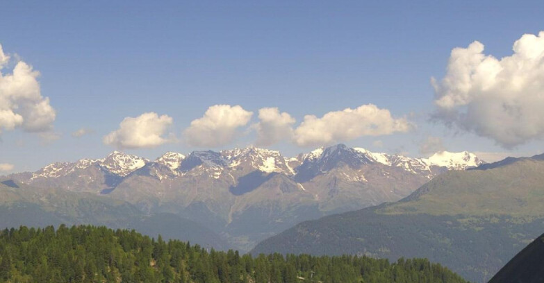 Webcam Folgarida-Marilleva  (Skiarea Campiglio Dolomiti di Brenta - Val di Sole Val Rendena) - Gruppo Ortles Cevedale 