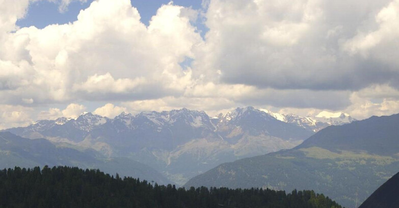 Webcam Folgarida-Marilleva  (Skiarea Campiglio Dolomiti di Brenta - Val di Sole Val Rendena) - Gruppo Ortles Cevedale 