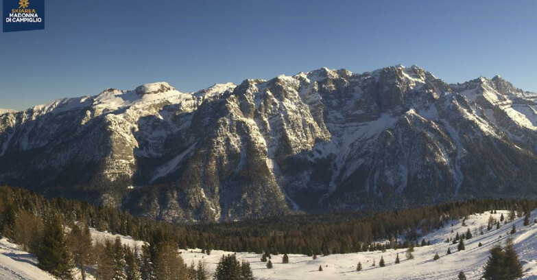 Webcam Folgarida-Marilleva  (Skiarea Campiglio Dolomiti di Brenta - Val di Sole Val Rendena) - Marilleva-Val Panciana