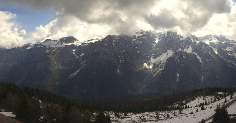 Webcam Folgarida-Marilleva  (Skiarea Campiglio Dolomiti di Brenta - Val di Sole Val Rendena) - Dolomiti di Brenta - Marilleva