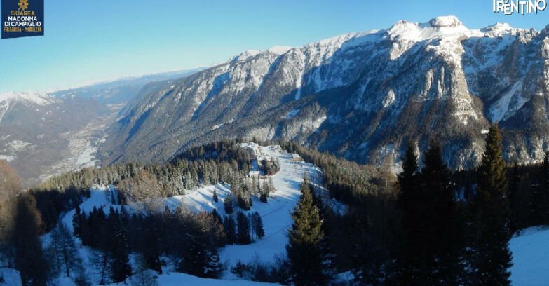 Webcam Ski area Campiglio Dolomiti di Brenta Val di Sole Val Rendena - Folgarida Malghet Aut 