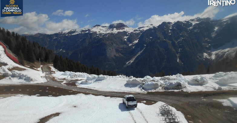 Webcam Skiarea Campiglio Dolomiti di Brenta Val di Sole Val Rendena - Pista delle Rocce - Folgarida