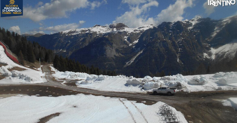 Webcam Skiarea Campiglio Dolomiti di Brenta Val di Sole Val Rendena - Pista delle Rocce - Folgarida