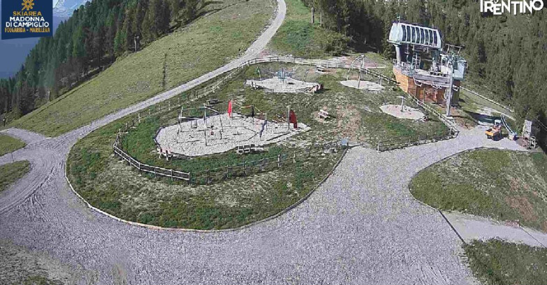 Webcam Ski area Campiglio Dolomiti di Brenta Val di Sole Val Rendena - Pista delle Rocce - Folgarida