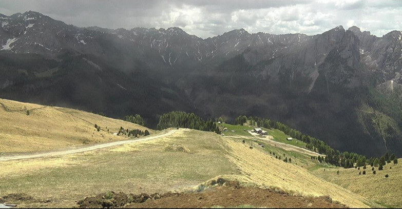 Webcam Pozza di Fassa-Aloch-Buffaure  - Rifugio Baita Cuz