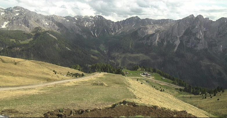 Webcam Pozza di Fassa-Aloch-Buffaure  - Rifugio Baita Cuz