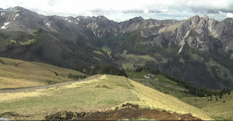 Webcam Pozza di Fassa-Aloch-Buffaure  - Rifugio Baita Cuz