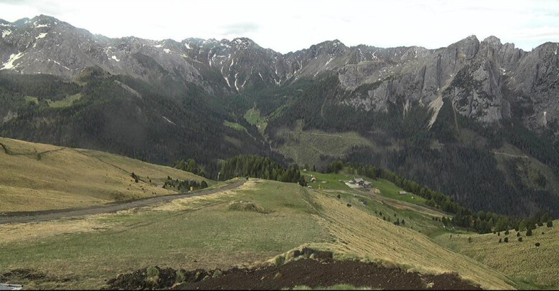 Webcam Pozza di Fassa-Aloch-Buffaure  - Rifugio Baita Cuz