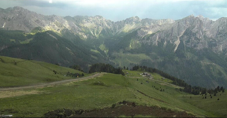 Webcam Pozza di Fassa-Aloch-Buffaure  - Rifugio Baita Cuz