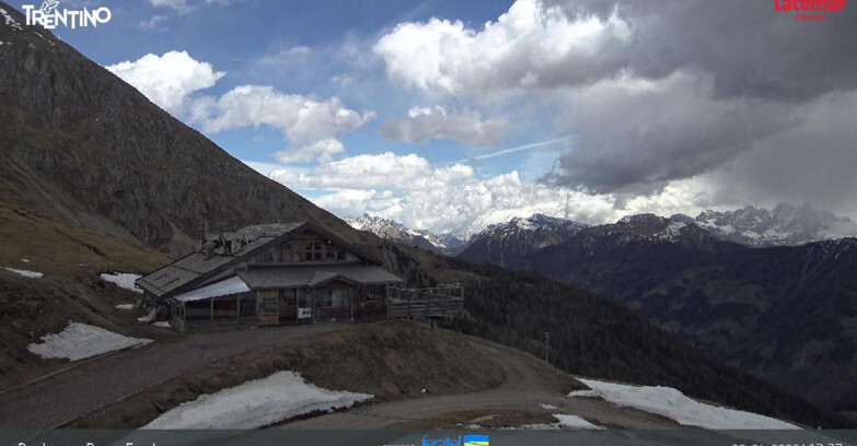 Webcam Пампеаго - Предаццо - Оберегген	 - Latemar- Feudo Ovest