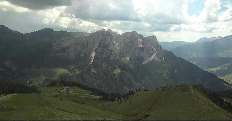 Webcam Pozza di Fassa-Aloch-Buffaure  - Cima 11 e Cima 12