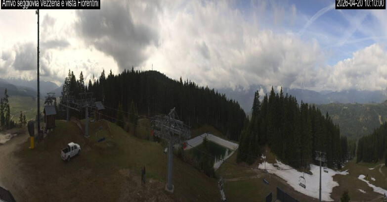 Webcam Лавароне  - Chair lift Laghetto 