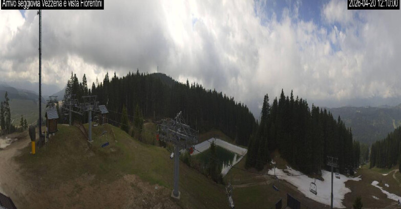 Webcam Лавароне  - Chair lift Laghetto 