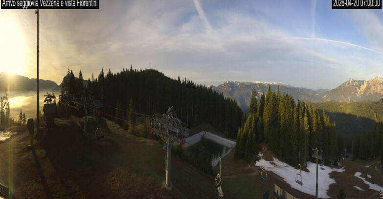 Webcam Лавароне  - Chair lift Laghetto 