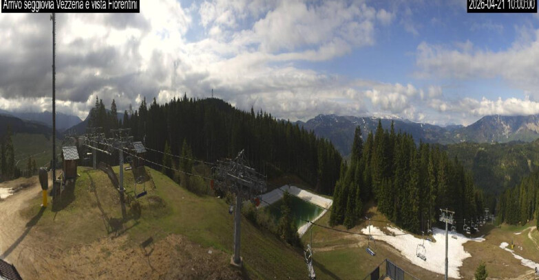 Webcam Ski Area Lavarone  - Chair lift Laghetto 