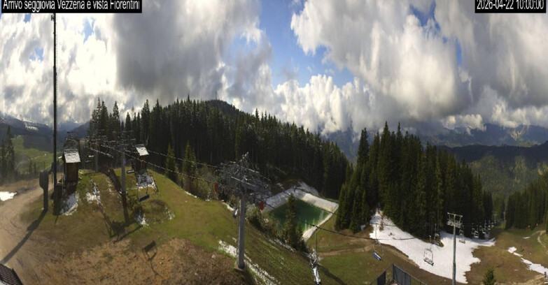 Webcam Lavarone - Chair lift Laghetto 