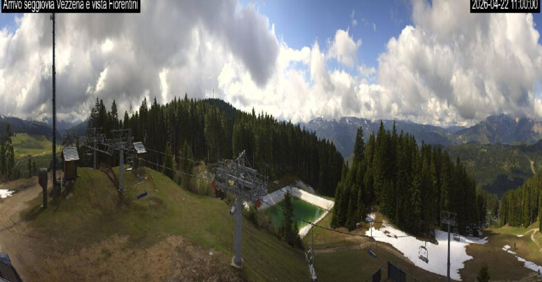 Webcam Lavarone - Chair lift Laghetto 