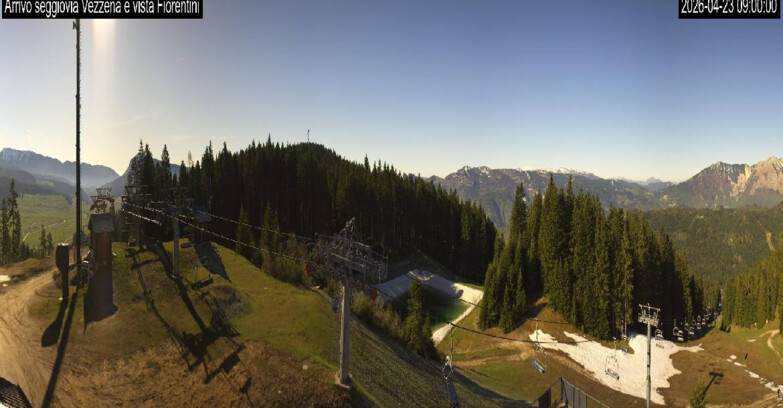 Webcam Ski area Lavarone - Arrivo seggiovia Laghetto