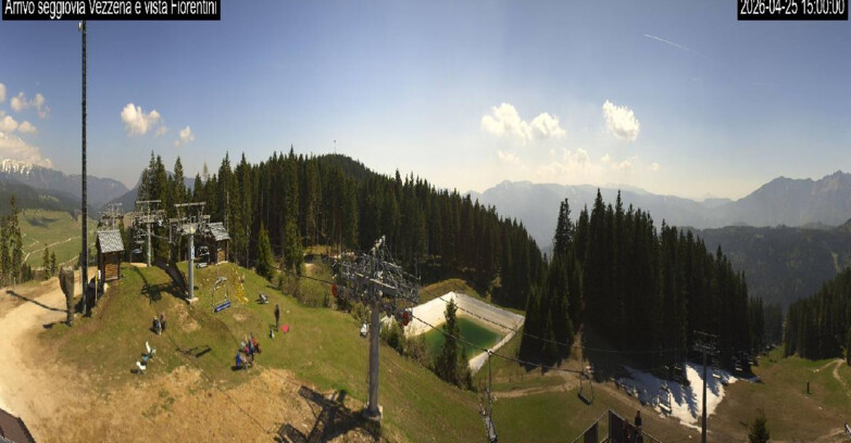 Webcam Lavarone - Chair lift Laghetto 