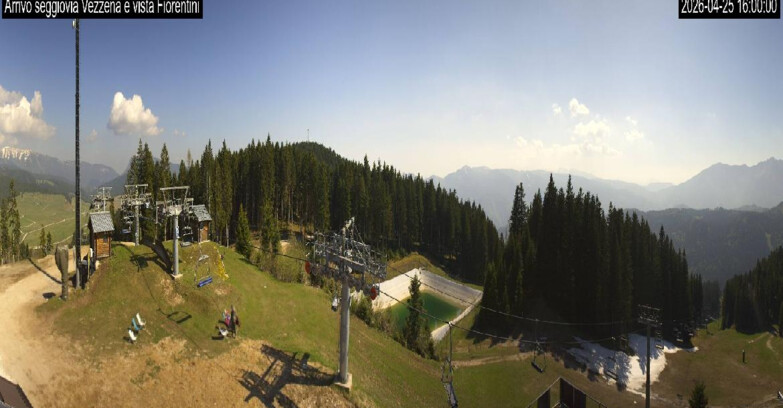 Webcam Lavarone - Chair lift Laghetto 