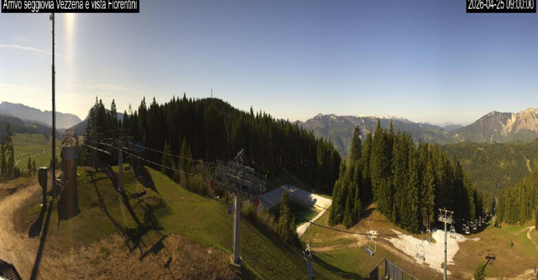 Webcam Lavarone - Chair lift Laghetto 