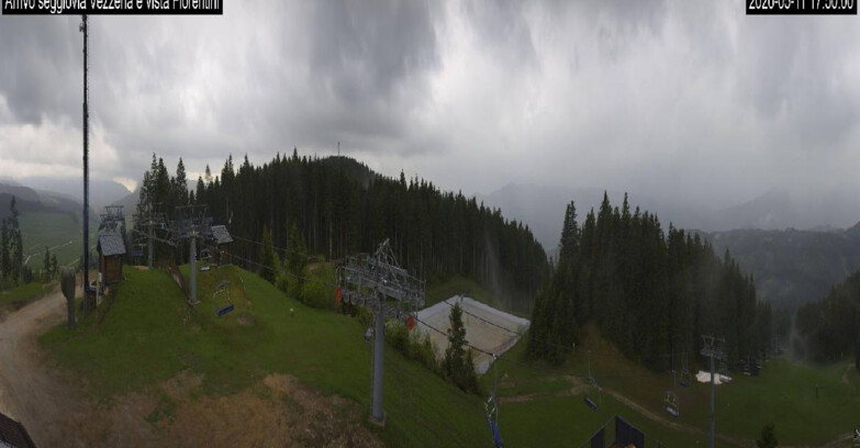 Webcam Lavarone Skigegiet - Laghetto Sessellift 