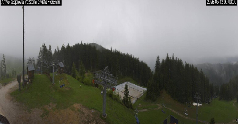 Webcam Ski Area Lavarone  - Chair lift Laghetto 