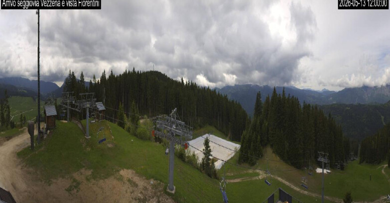 Webcam Ski area Lavarone - Arrivo seggiovia Laghetto