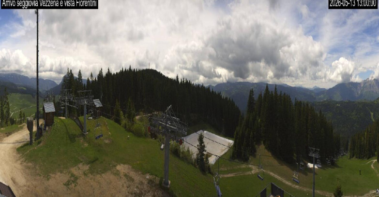 Webcam Ski area Lavarone - Arrivo seggiovia Laghetto