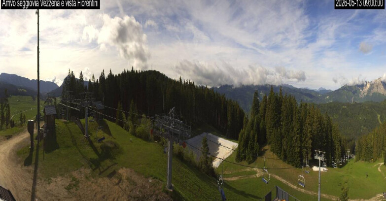 Webcam Ski area Lavarone - Arrivo seggiovia Laghetto