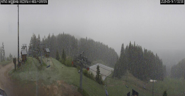 Webcam Ski Area Lavarone  - Chair lift Laghetto 