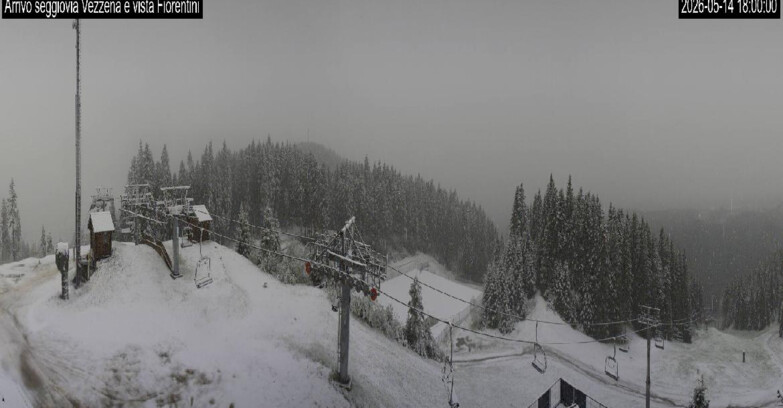 Webcam Ski Area Lavarone  - Chair lift Laghetto 