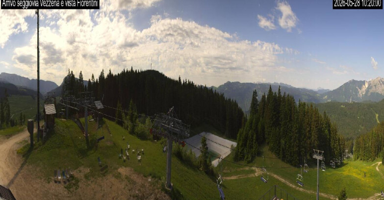 Webcam Lavarone Skigegiet - Laghetto Sessellift 