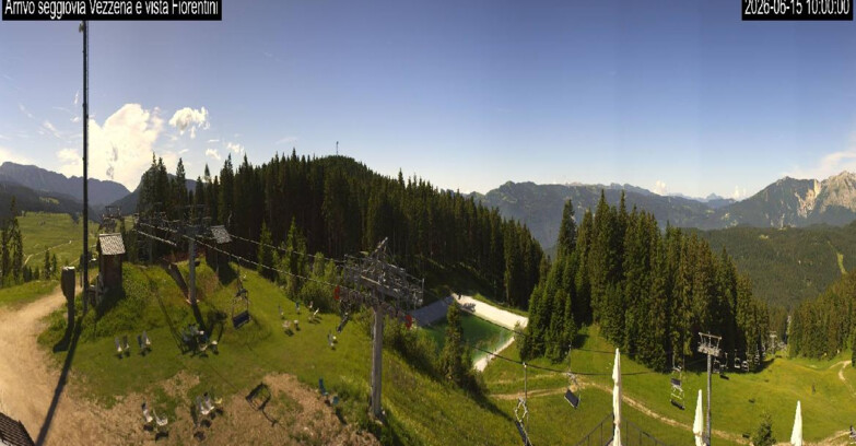 Webcam Ski area Lavarone - Arrivo seggiovia Laghetto