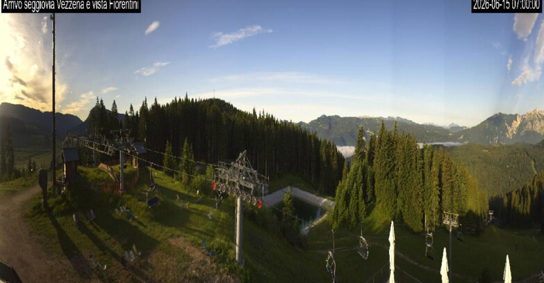 Webcam Ski area Lavarone - Arrivo seggiovia Laghetto