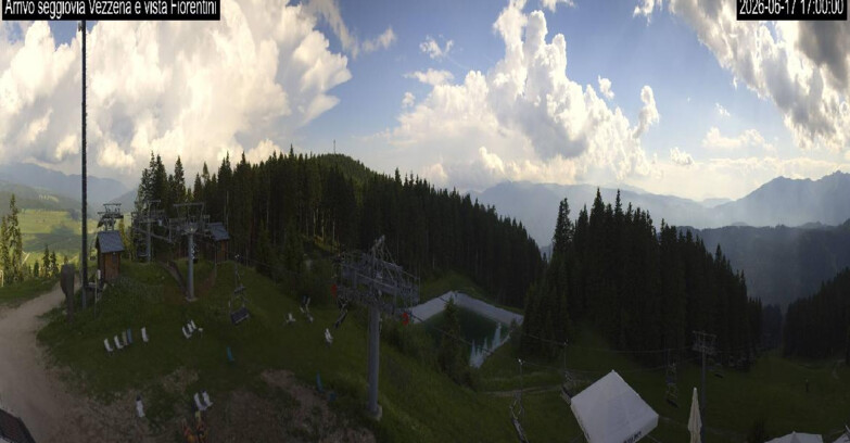 Webcam Lavarone Skigegiet - Laghetto Sessellift 