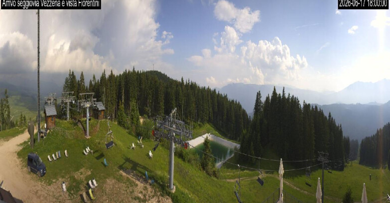 Webcam Lavarone Skigegiet - Laghetto Sessellift 
