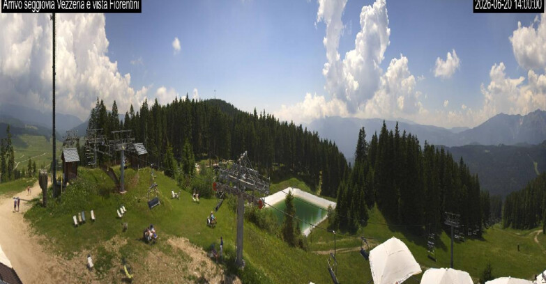Webcam Ski area Lavarone - Arrivo seggiovia Laghetto