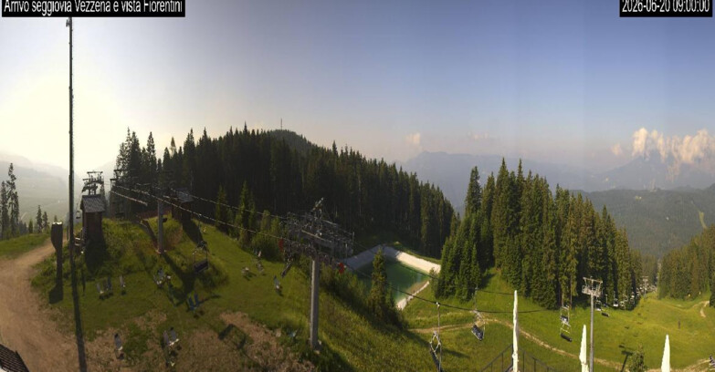Webcam Ski area Lavarone - Arrivo seggiovia Laghetto