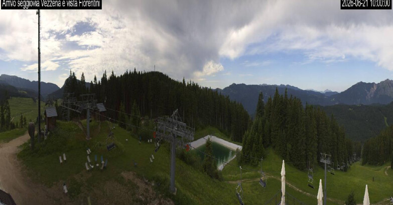 Webcam Ski Area Lavarone  - Chair lift Laghetto 
