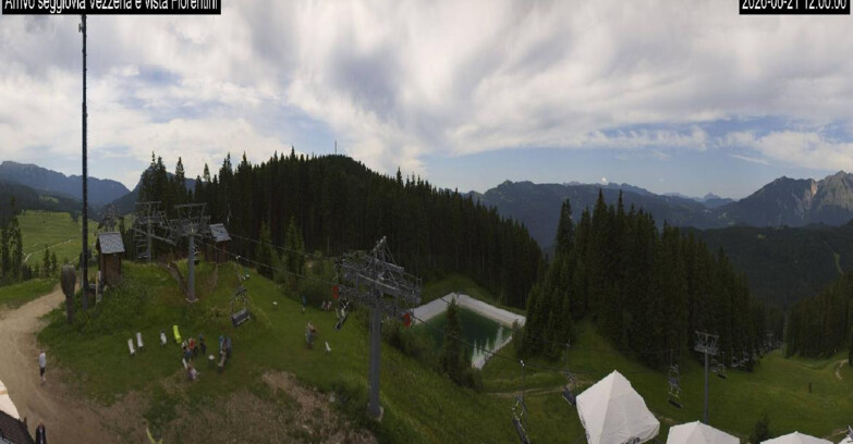 Webcam Ski Area Lavarone  - Chair lift Laghetto 