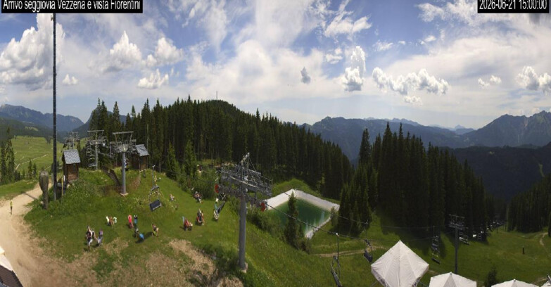 Webcam Ski Area Lavarone  - Chair lift Laghetto 