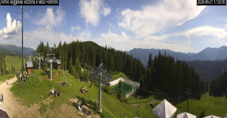 Webcam Ski Area Lavarone  - Chair lift Laghetto 