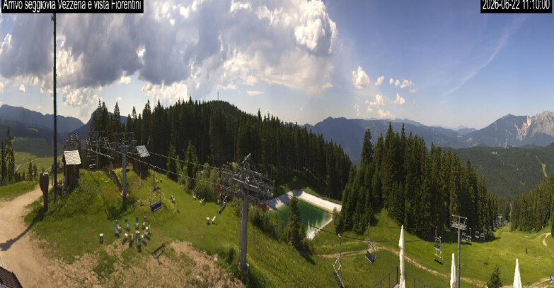 Webcam Lavarone - Chair lift Laghetto 