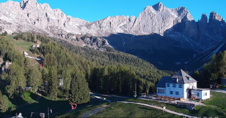 Webcam Vigo di Fassa-Pera-Ciampedie - Vigo - Roda de Vael