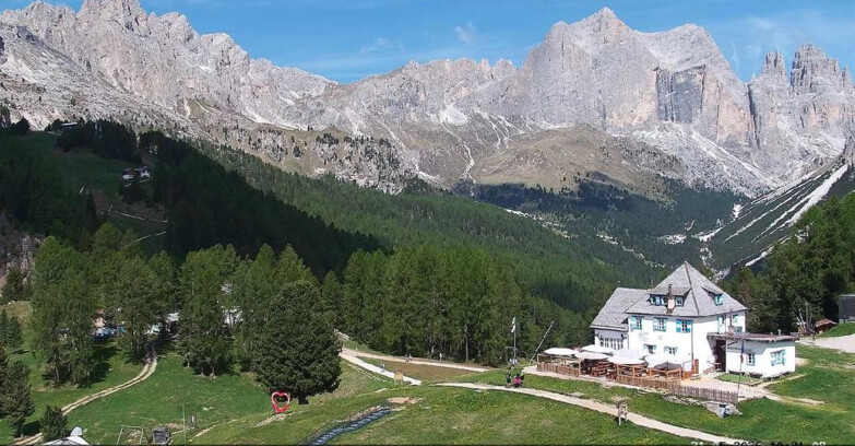Webcam Vigo di Fassa-Pera-Ciampedìe - Vigo - Roda de Vael -Dolomiti di Fassa