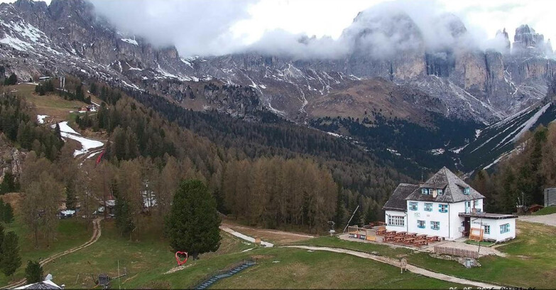 Webcam Vigo di Fassa-Pera-Ciampedìe - Vigo - Roda de Vael