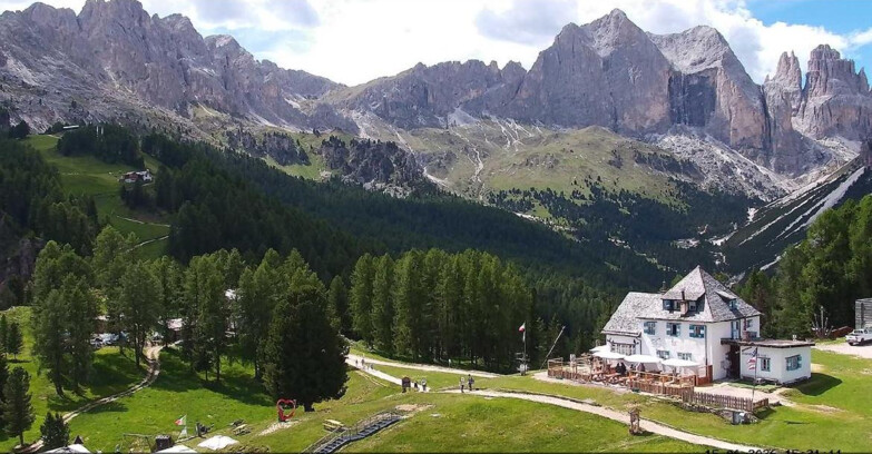 Webcam Vigo di Fassa-Pera-Ciampedie - Vigo - Roda de Vael