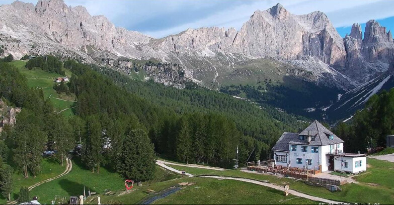 Webcam Vigo di Fassa-Pera-Ciampedie - Vigo - Roda de Vael
